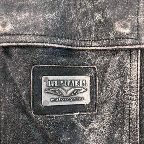 Harley Davidson Jacket - Picture 2 of 15